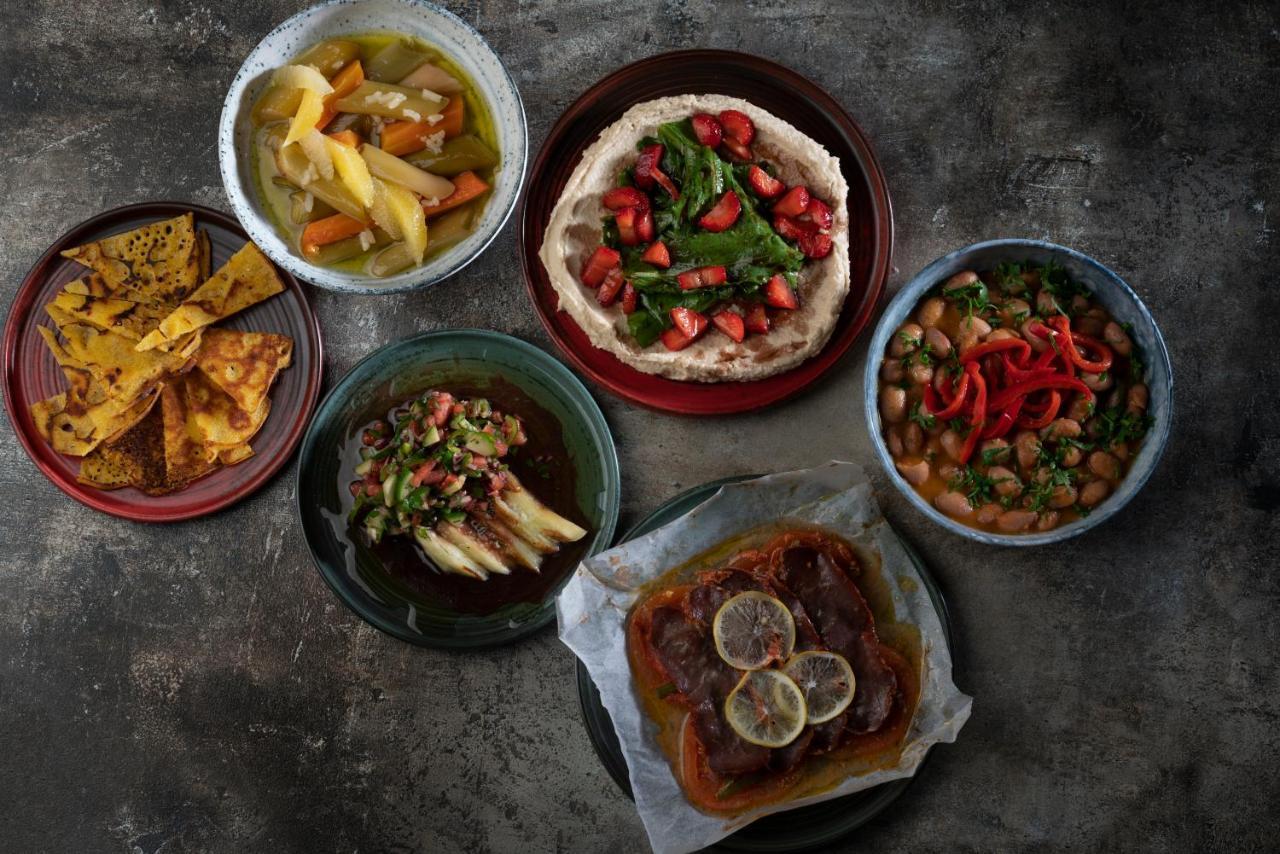 Regie Ottoman Istanbul - Special Category Hotel Buitenkant foto A selection of meze