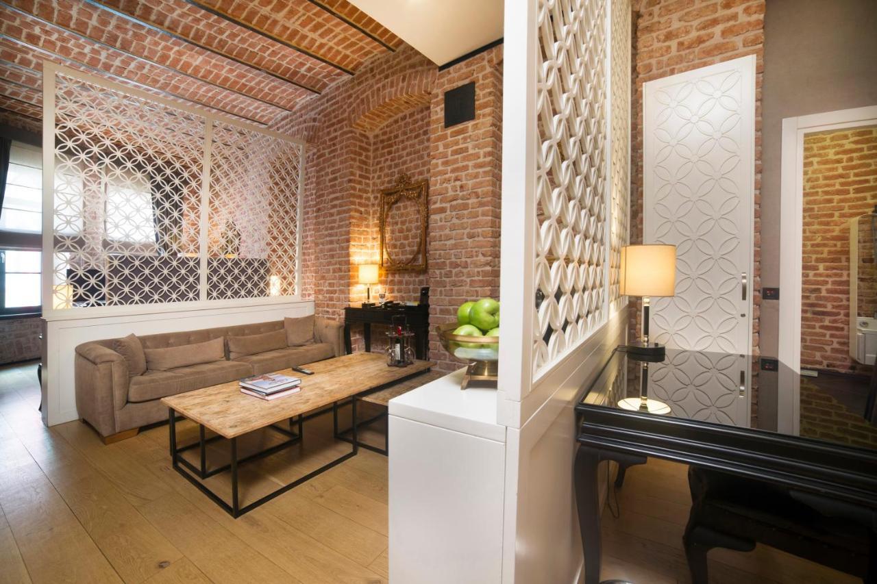Regie Ottoman Istanbul - Special Category Hotel Buitenkant foto The interior of a suite at the Hotel 57